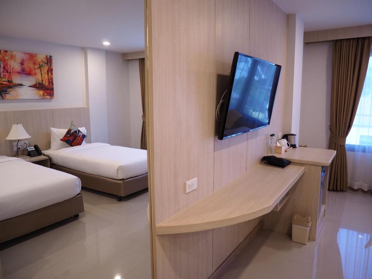 Malee Hotel Chiang Mai Dış mekan fotoğraf