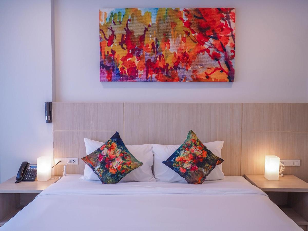 Malee Hotel Chiang Mai Dış mekan fotoğraf