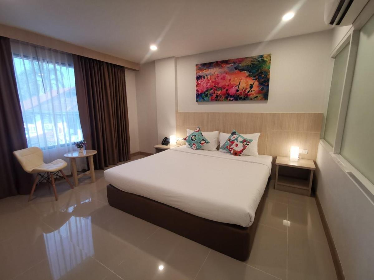 Malee Hotel Chiang Mai Dış mekan fotoğraf