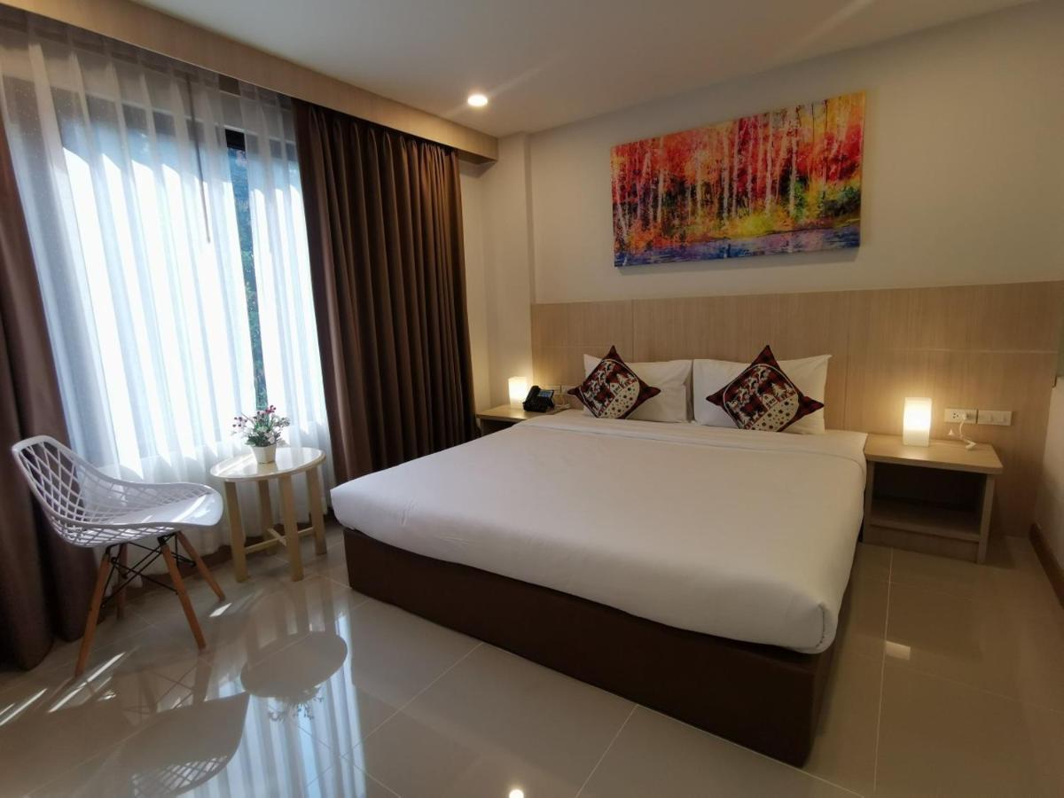 Malee Hotel Chiang Mai Dış mekan fotoğraf